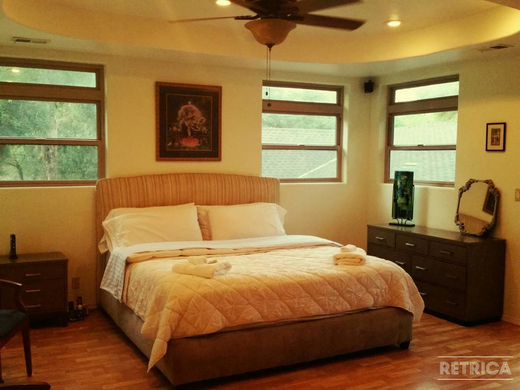 Kaweah Chakra Resort スリー・リバーズ 部屋 写真
